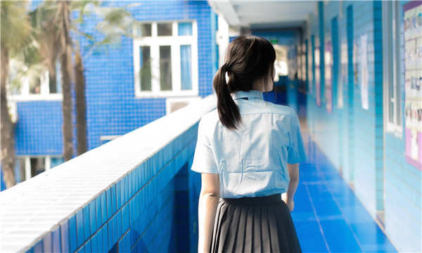 建始如何找到一个可以帮助我生孩子的女人？